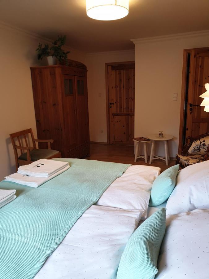 Lipolas-Slowlife&Guesthouse Jurkow  Extérieur photo